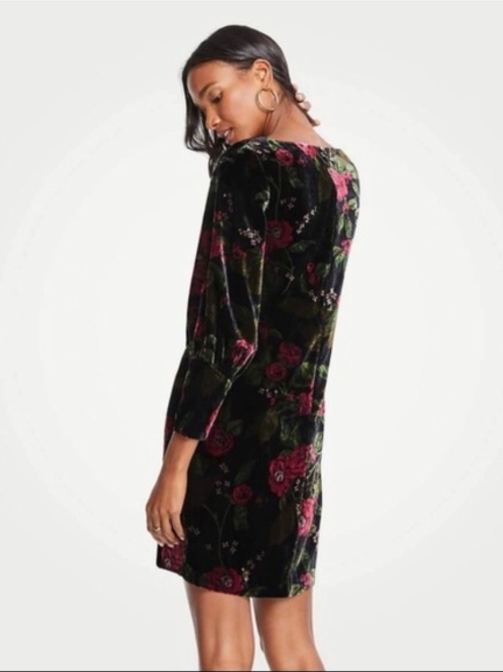 Ann Taylor Black Velvet Floral Long-Sleeve Shift Dress - Size 14 - Picture 4 of 12